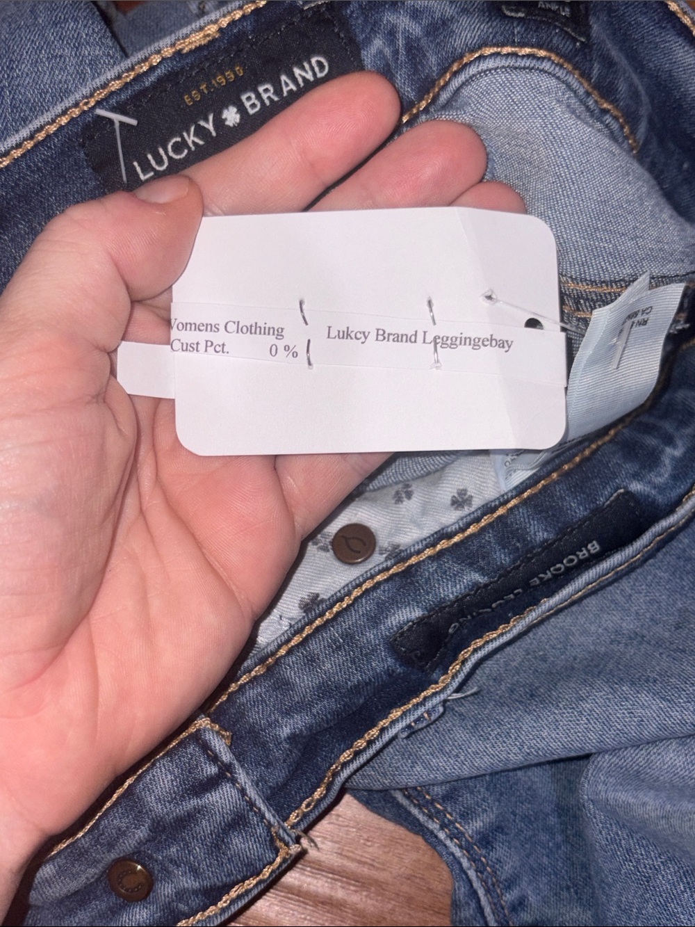 Lucky Brand Women's Faded Blue Skinny Jeans - Picture 6 of 6